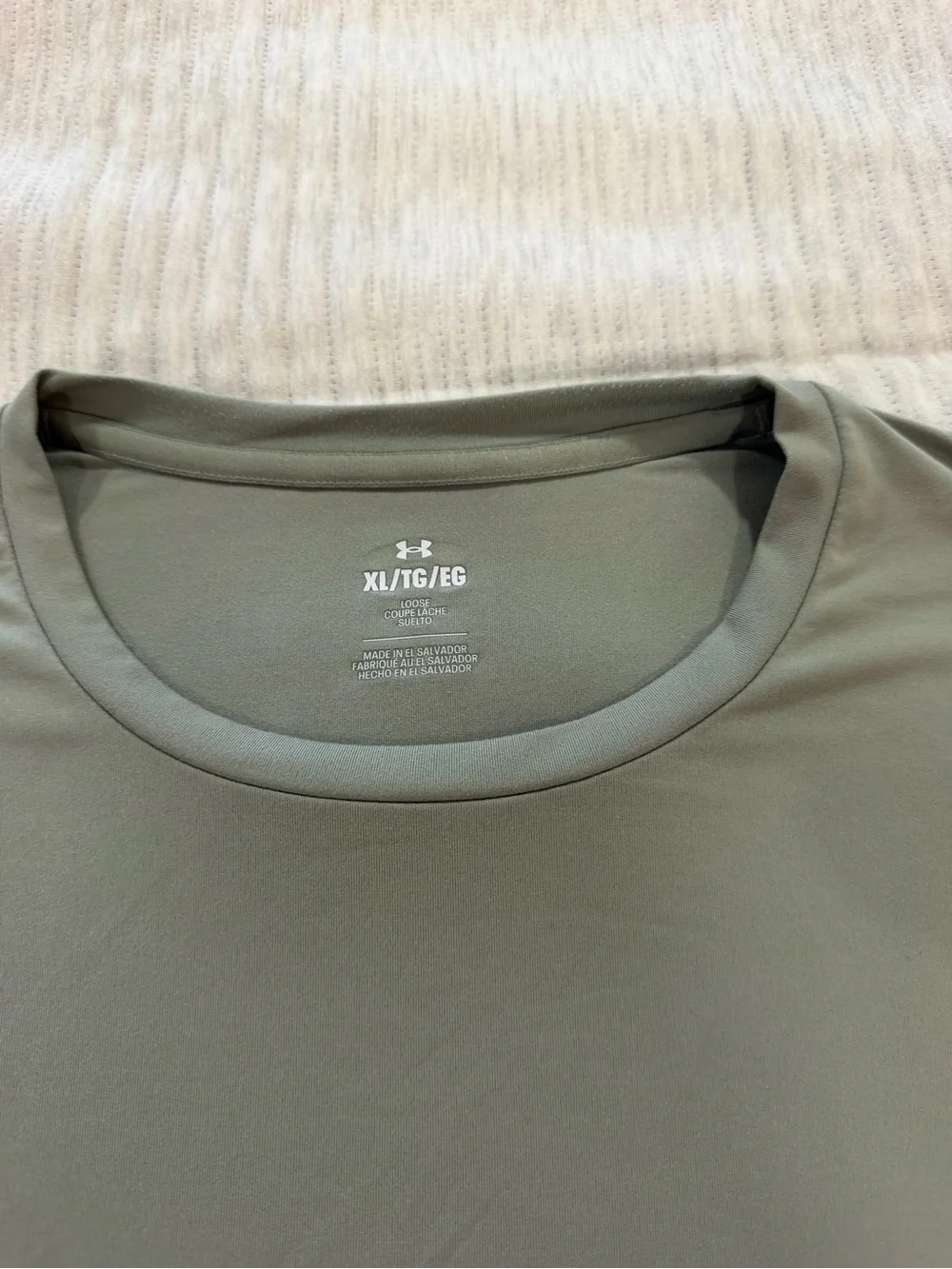 Under Armour Men's Short Sleeve Tee in Olive